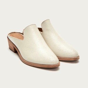 NWOT Frye Ray Mules in Cracked Off White | Size 8